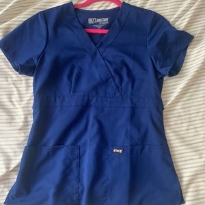 Greys anatomy scrub top size xs